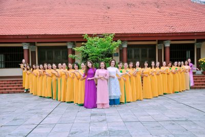 Hưởng ứng tuần lễ áo dài và ngày Quốc tế phụ nữ 8/3 của trường Mầm non thị trấn Mộ Đức