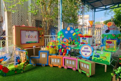 Hội thi” Tự làm đồ dùng dạy học sáng tạo theo hướng lấy trẻ làm trung tâm” cấp trường năm học 2025-2026